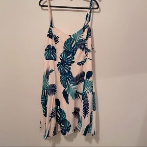 Plus Size Tropical Print Dress